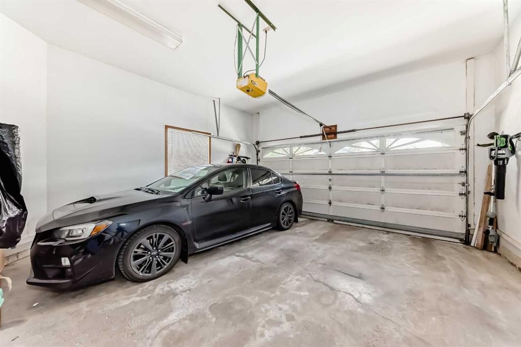 163 Shannon Circle Sw, Calgary, AB