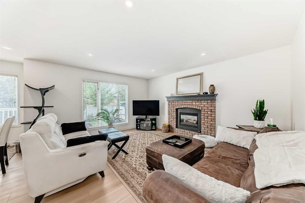 163 Shannon Circle Sw, Calgary, AB