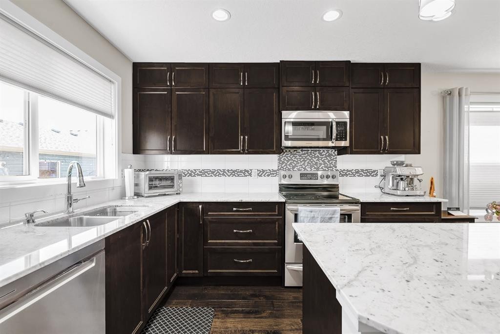 96 Legacy View Se, Calgary, AB