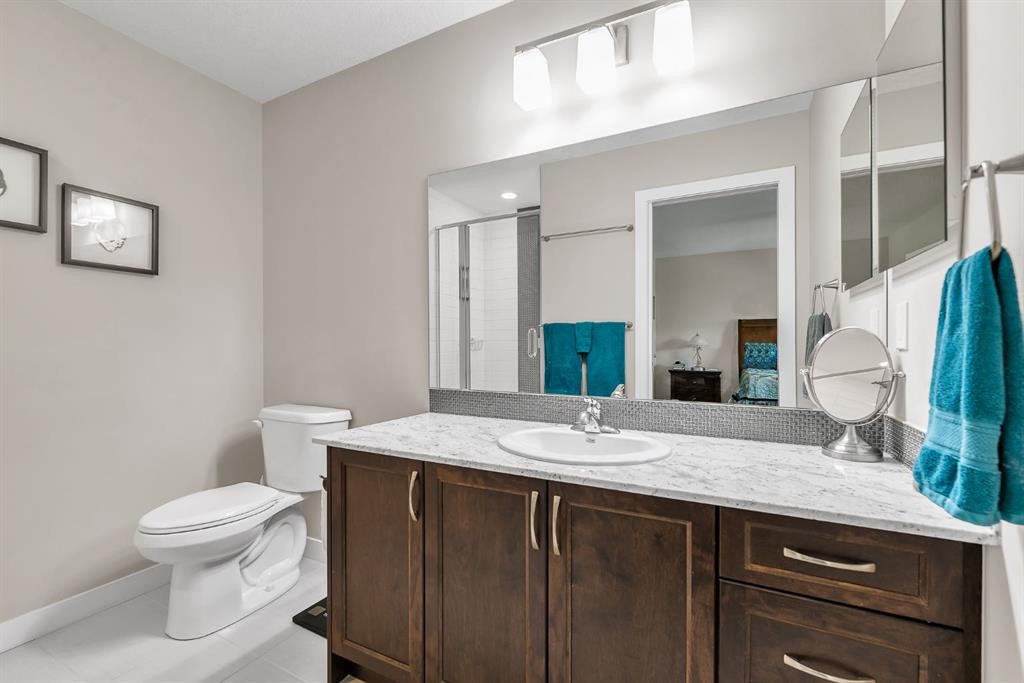 96 Legacy View Se, Calgary, AB