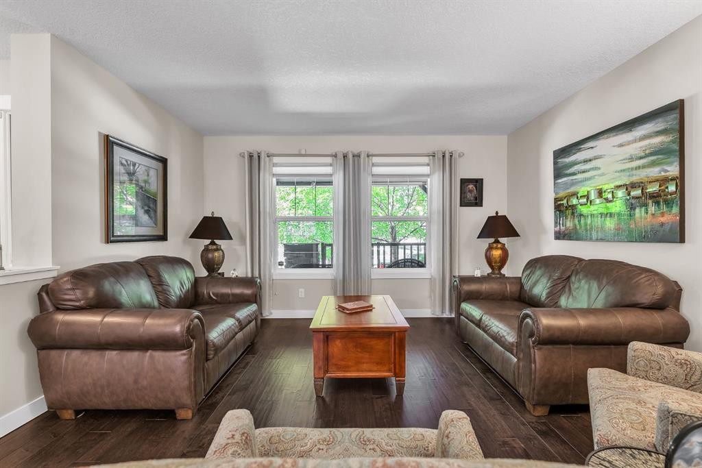 96 Legacy View Se, Calgary, AB