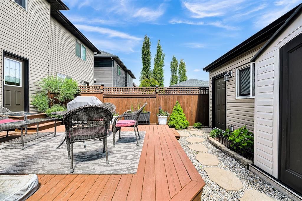 96 Legacy View Se, Calgary, AB