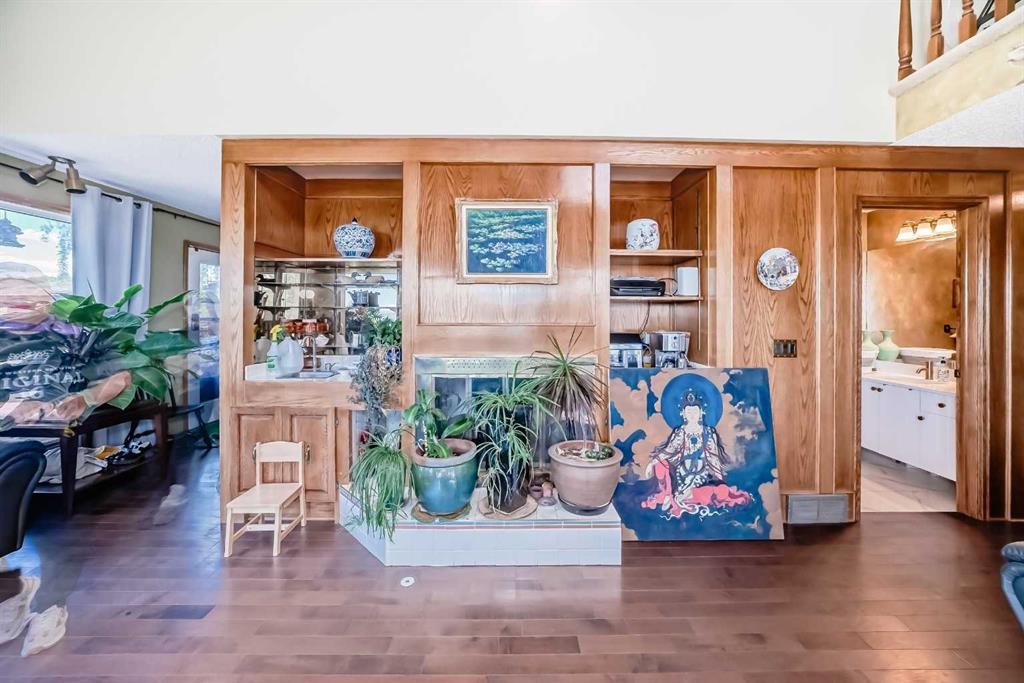 156 Edgehill Close Nw, Calgary, AB