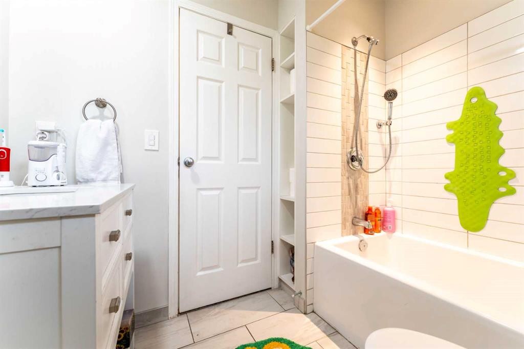 332 Deer Run Crescent Se, Calgary, AB