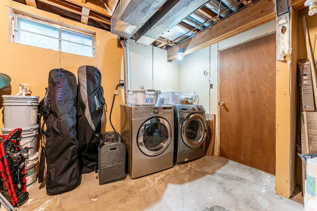 332 Deer Run Crescent Se, Calgary, AB