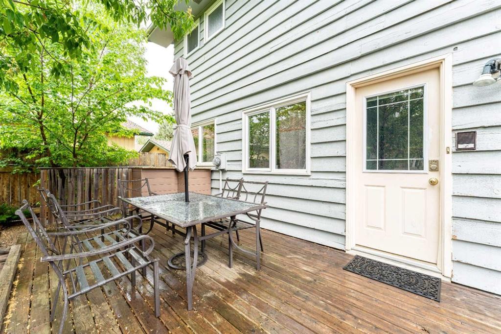 332 Deer Run Crescent Se, Calgary, AB