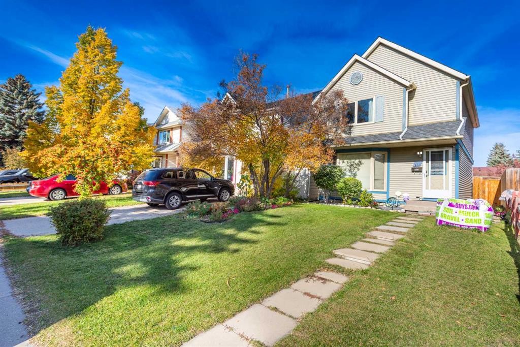 78 Queen Anne Close Se, Calgary, AB