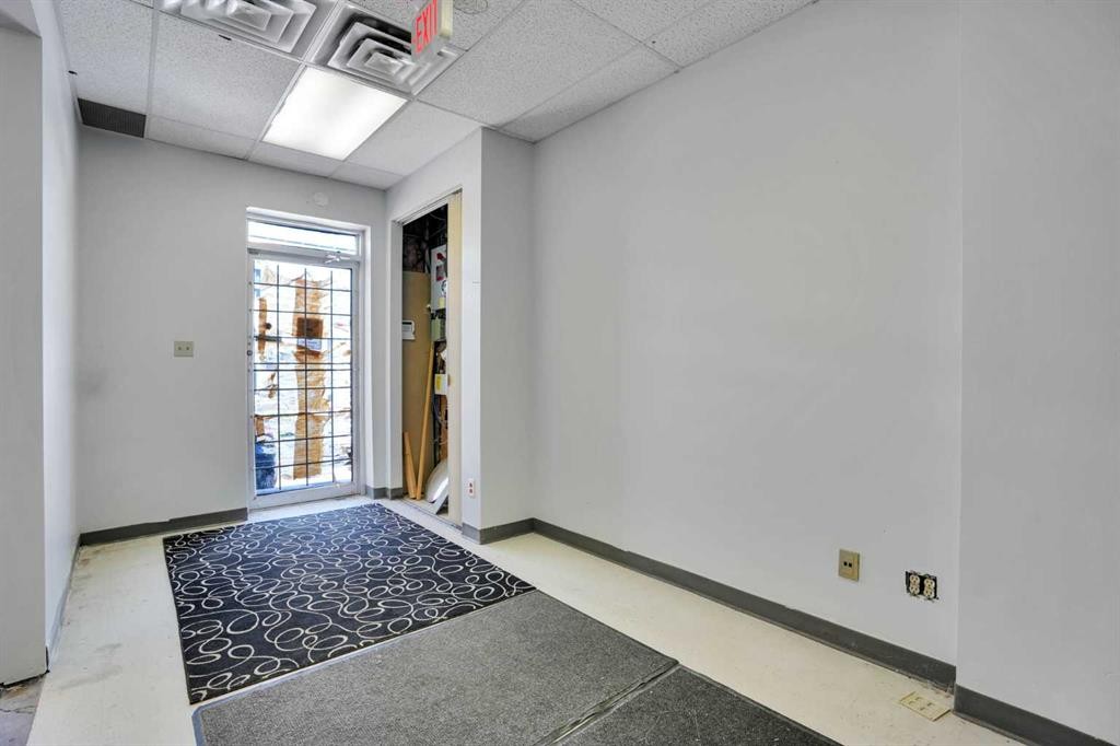 123 Any Avenue Sw, Calgary, AB