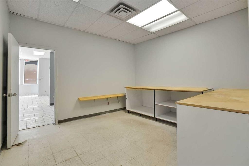 123 Any Avenue Sw, Calgary, AB