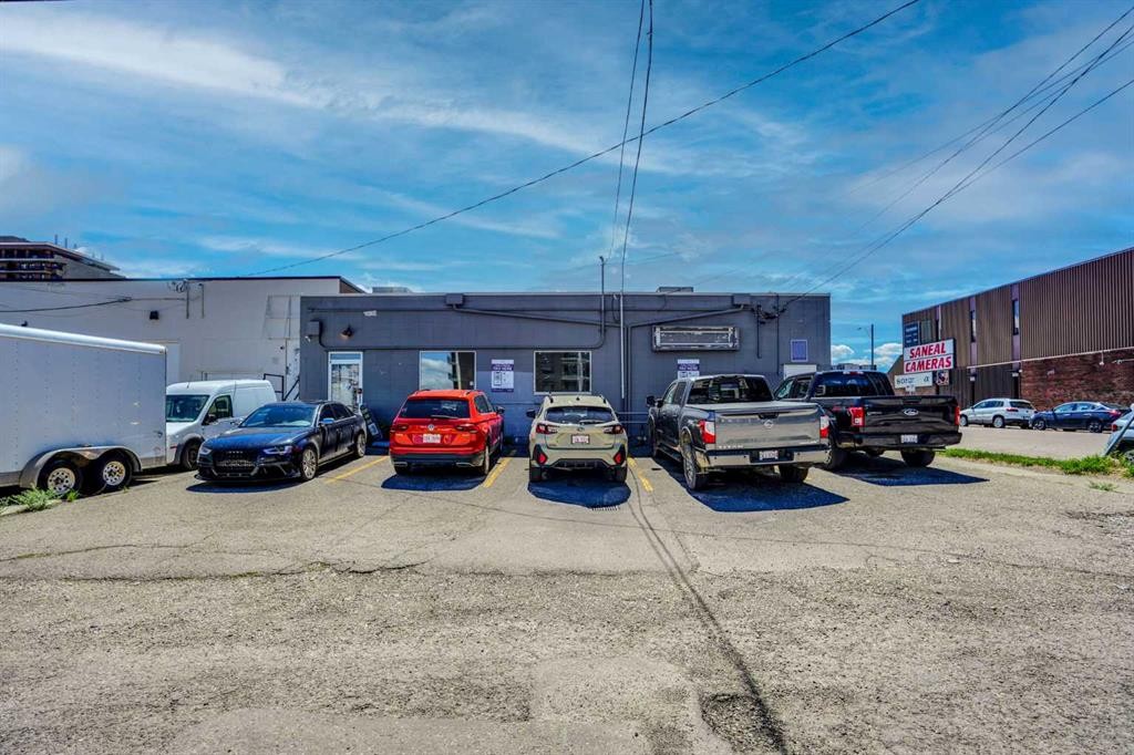 123 Any Avenue Sw, Calgary, AB