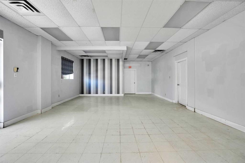 123 Any Avenue Sw, Calgary, AB