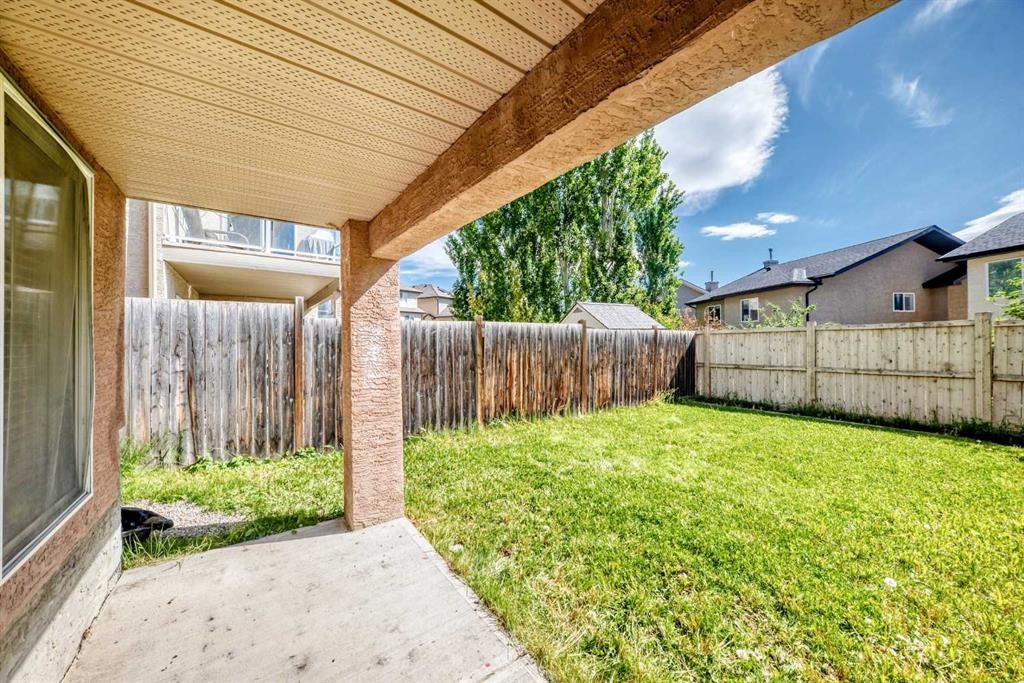108 Sherwood Common Nw, Calgary, AB