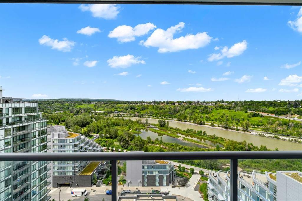 1712-222 Riverfront Avenue Sw, Calgary, AB - Outdoor With Balcony With View