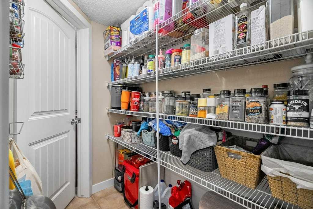 140 Panamount Circle Nw, Calgary, AB - Indoor