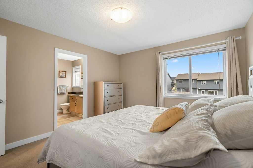 140 Panamount Circle Nw, Calgary, AB - Indoor Photo Showing Bedroom