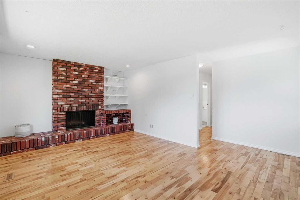 6119 Blackthorn Crescent Ne, Calgary, AB