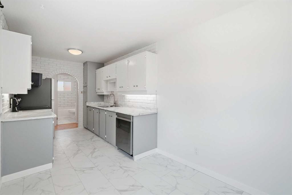 6119 Blackthorn Crescent Ne, Calgary, AB