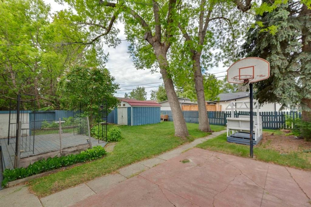 4823 Brisebois Drive Nw, Calgary, AB