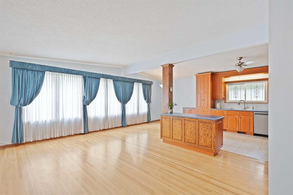 4823 Brisebois Drive Nw, Calgary, AB