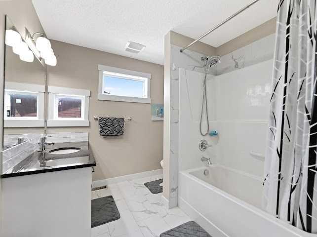 416 Covecreek Circle Ne, Calgary, AB