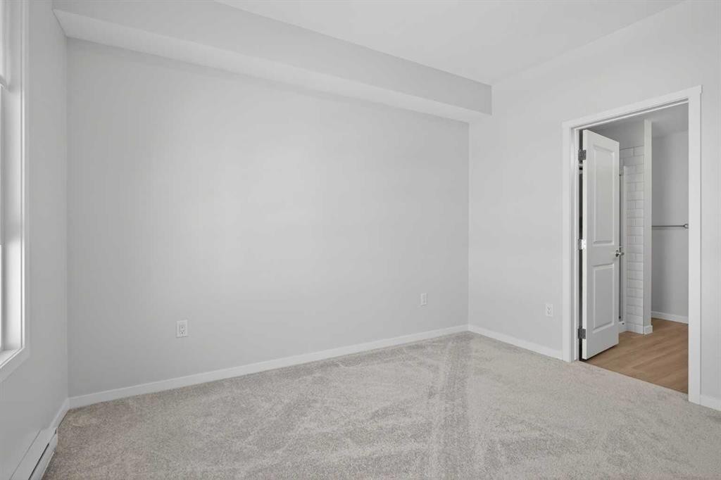 2403-33 Carringham Gate Nw, Calgary, AB
