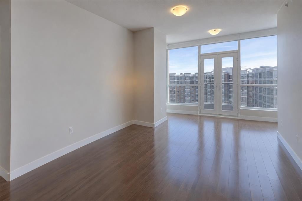 810-16 Varsity Estates Circle Nw, Calgary, AB - Indoor Photo Showing Other Room