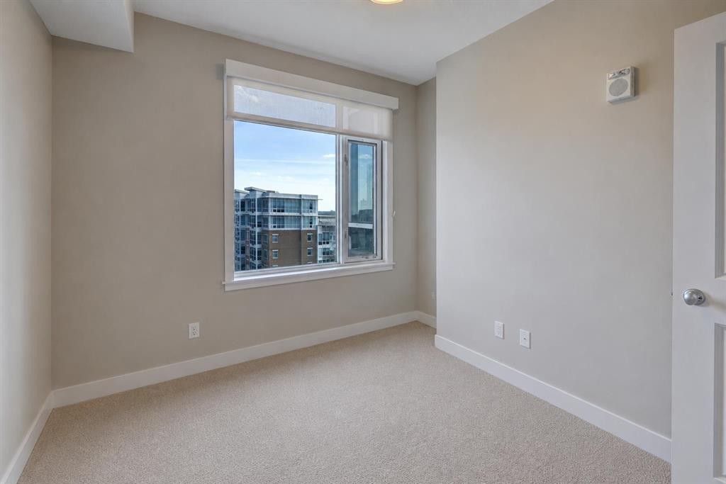 810-16 Varsity Estates Circle Nw, Calgary, AB - Indoor Photo Showing Other Room