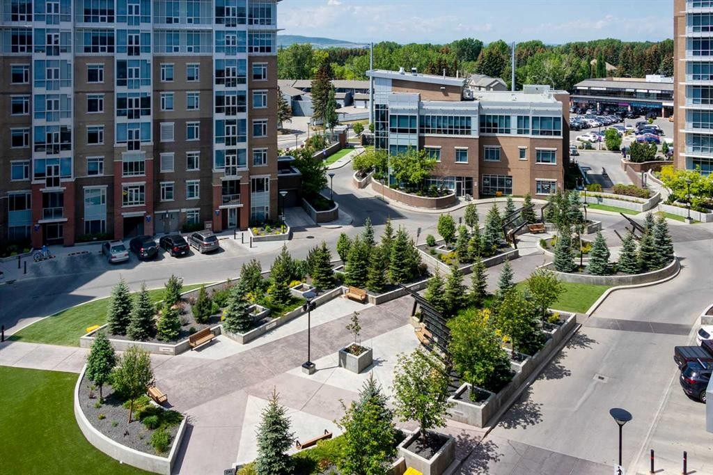 810-16 Varsity Estates Circle Nw, Calgary, AB - Outdoor