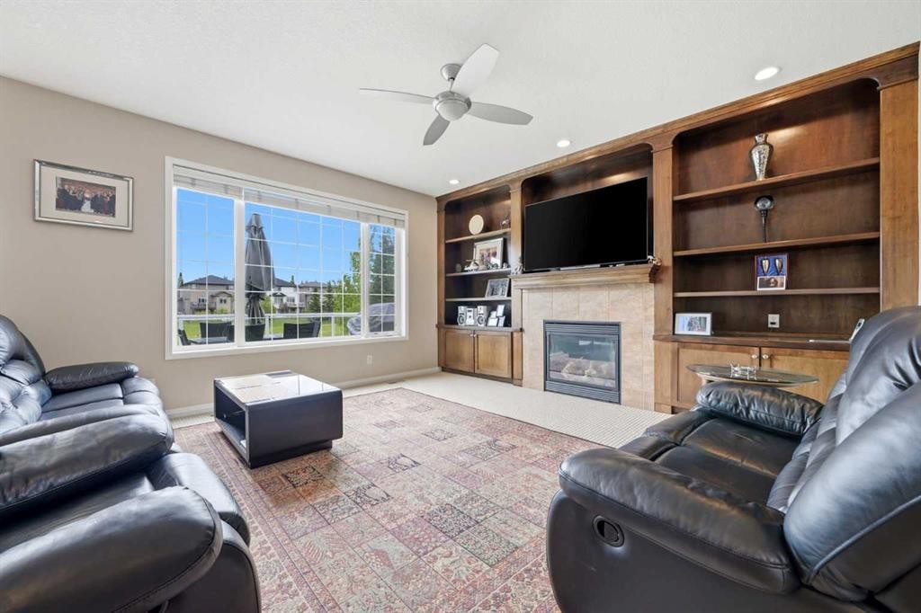 106 Panatella Crescent Nw, Calgary, AB