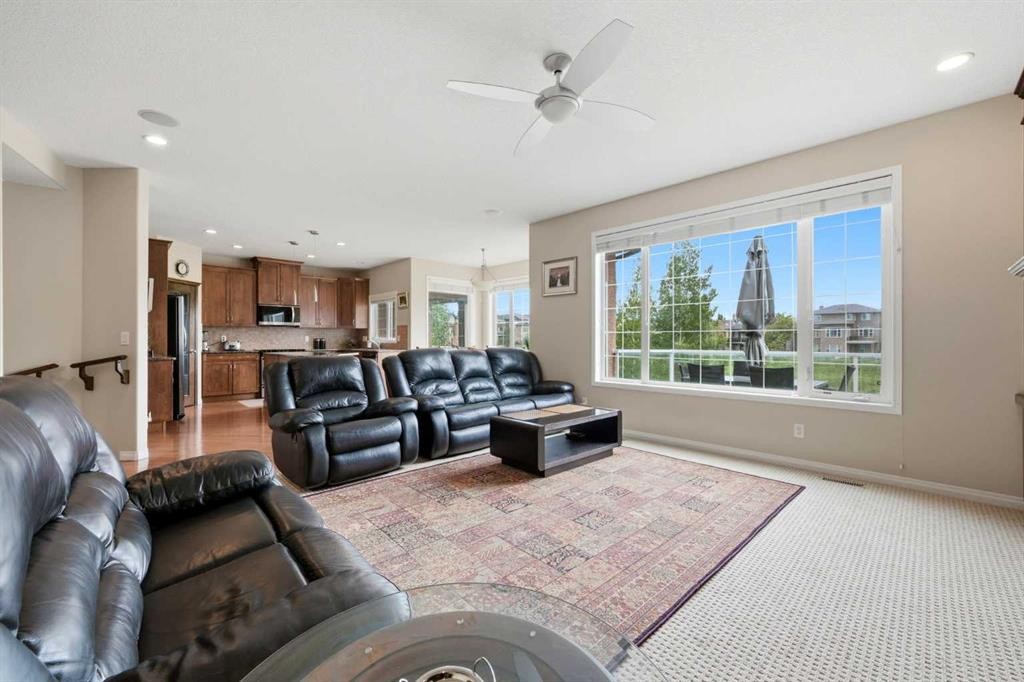 106 Panatella Crescent Nw, Calgary, AB