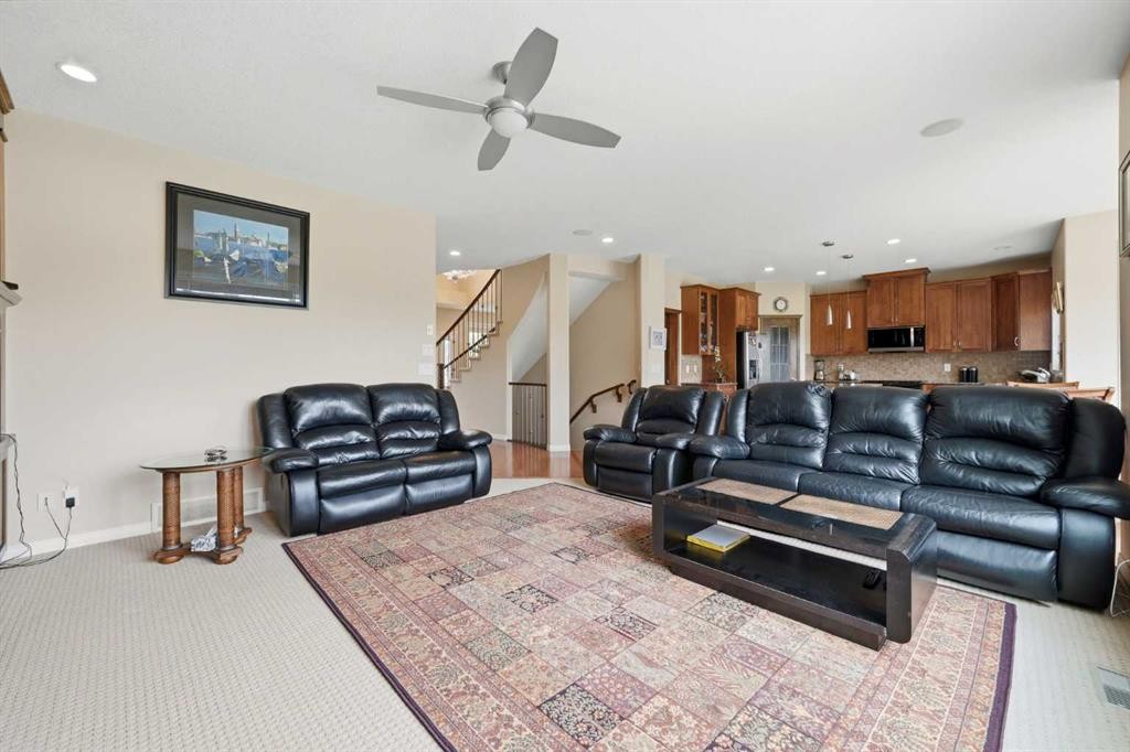 106 Panatella Crescent Nw, Calgary, AB