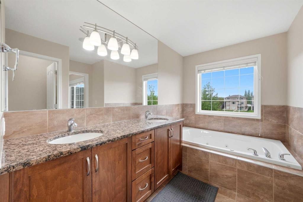 106 Panatella Crescent Nw, Calgary, AB