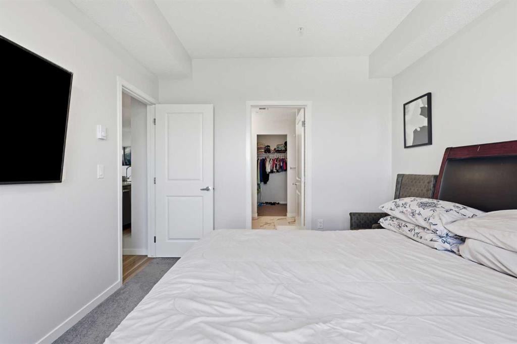 3304-33 Carringham Gate Nw, Calgary, AB