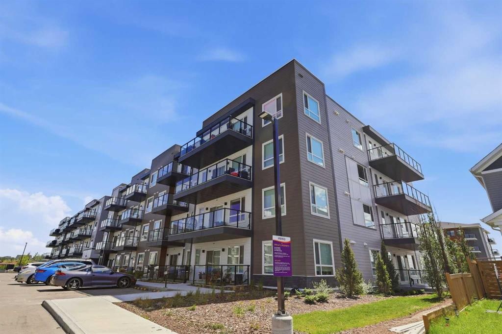 3304-33 Carringham Gate Nw, Calgary, AB