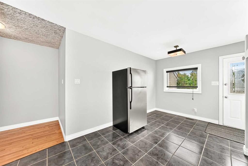 7312 36 Avenue Nw, Calgary, AB