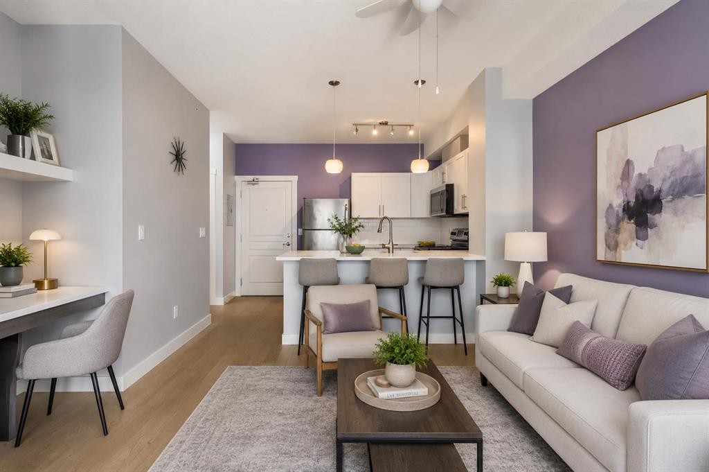 412-2300 Evanston Square Nw, Calgary, AB - Indoor Photo Showing Living Room