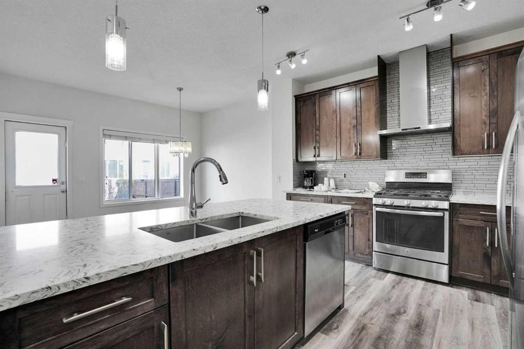 379 Skyview Shores Manor Ne, Calgary, AB