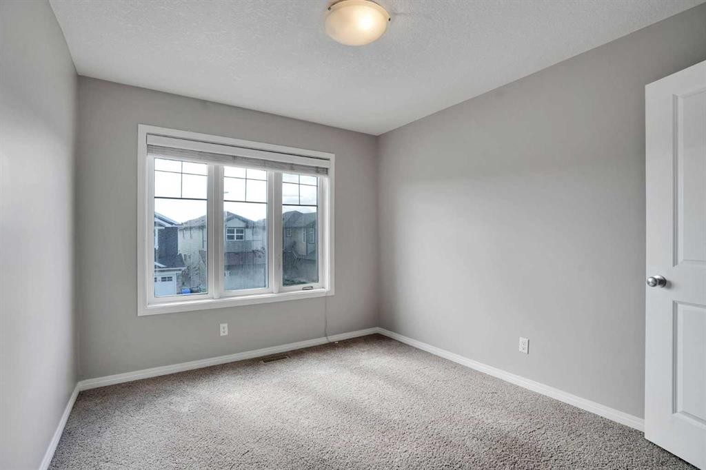 379 Skyview Shores Manor Ne, Calgary, AB