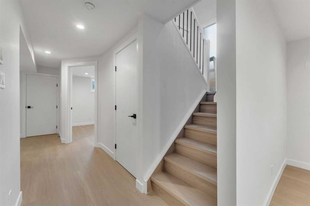 3410 30A Avenue Se, Calgary, AB