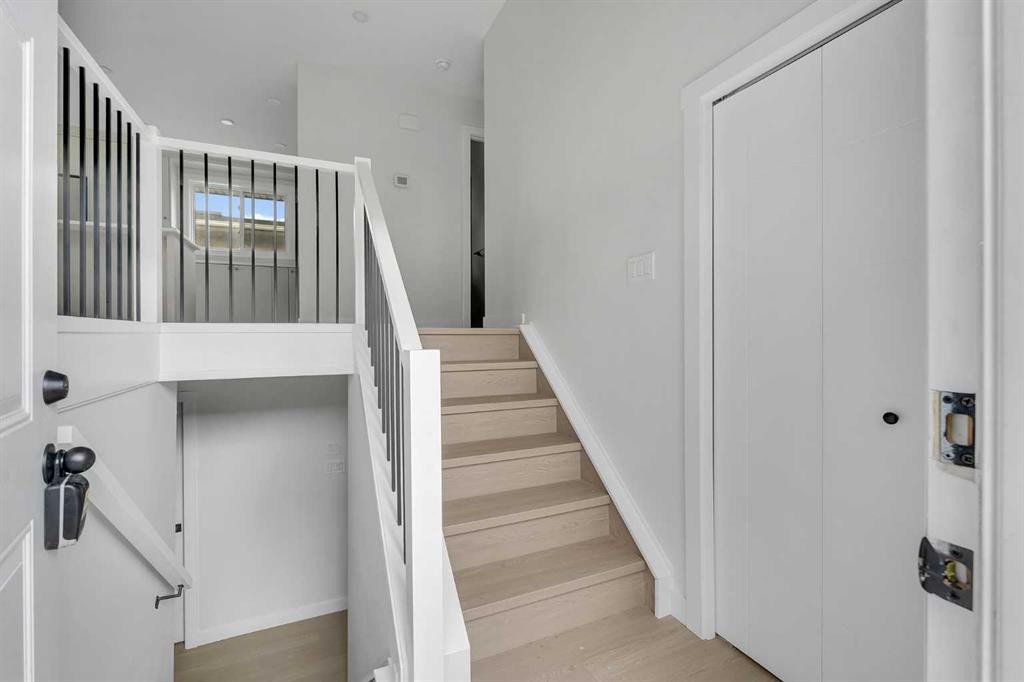 3410 30A Avenue Se, Calgary, AB