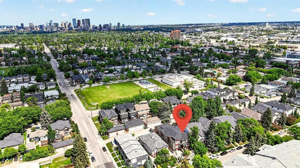 2-530 56 Avenue Sw, Calgary, AB - Outdoor With View