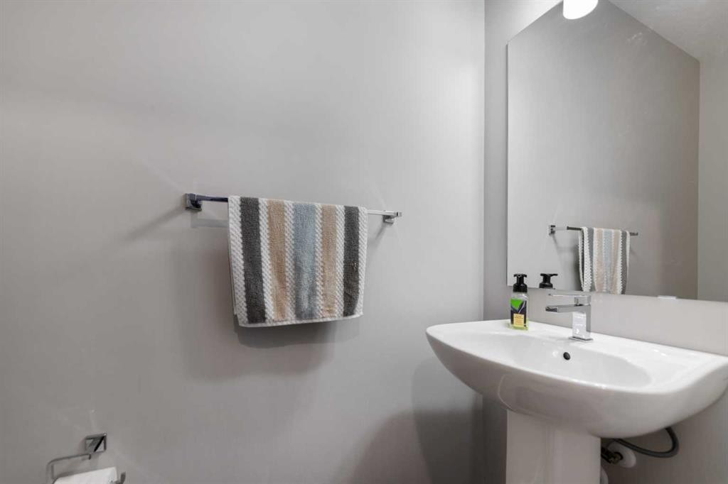 573 Evanston Link Nw, Calgary, AB
