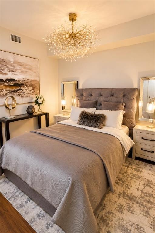 357-222 Riverfront Avenue Sw, Calgary, AB - Indoor Photo Showing Bedroom