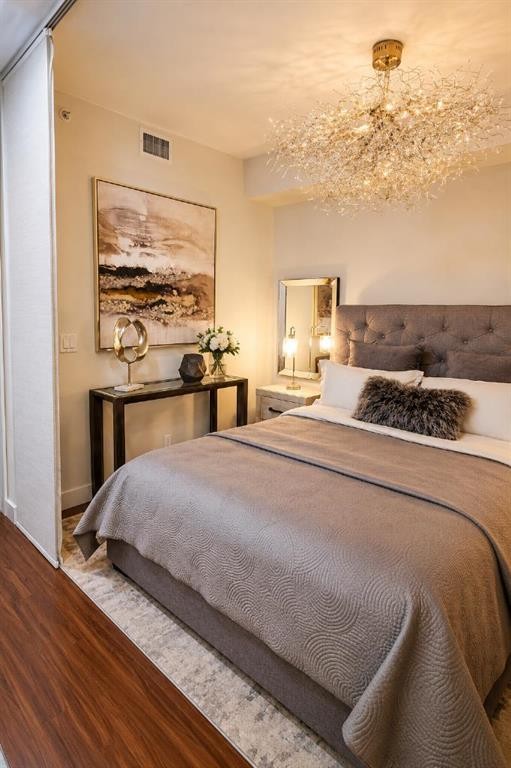 357-222 Riverfront Avenue Sw, Calgary, AB - Indoor Photo Showing Bedroom