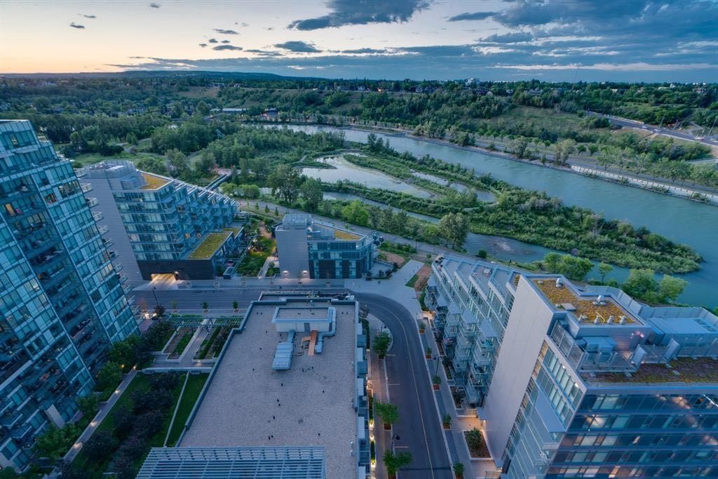 357-222 Riverfront Avenue Sw, Calgary, AB - Outdoor With View