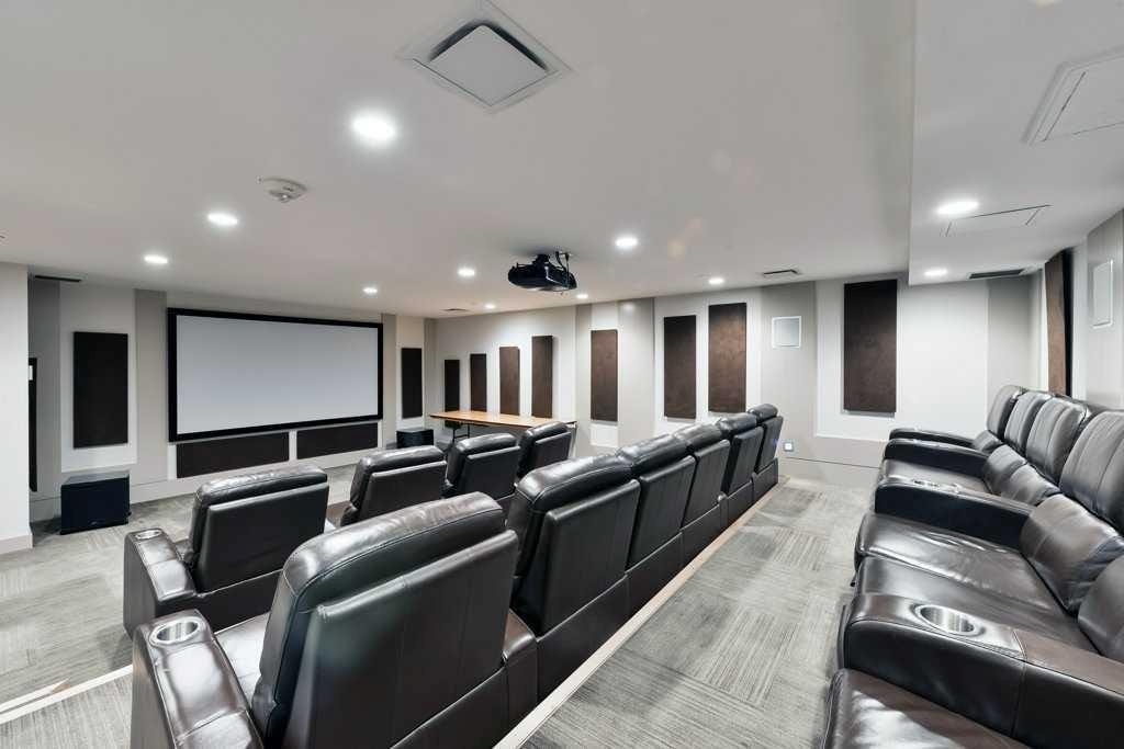 357-222 Riverfront Avenue Sw, Calgary, AB - Indoor