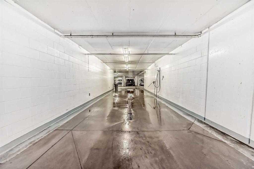357-222 Riverfront Avenue Sw, Calgary, AB - Indoor