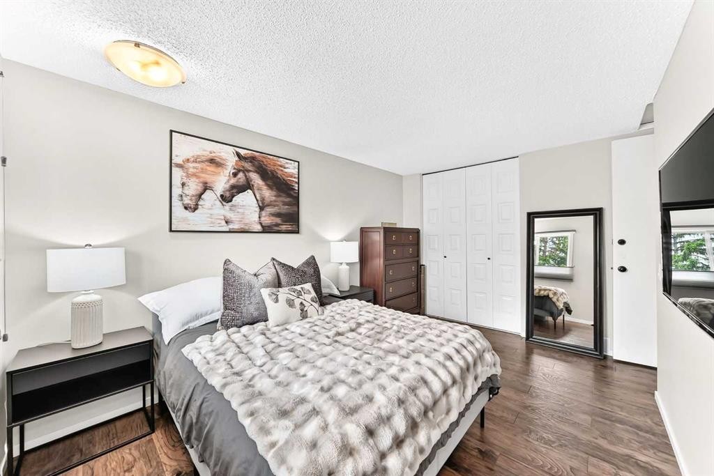 77 Edgeford Way Nw, Calgary, AB