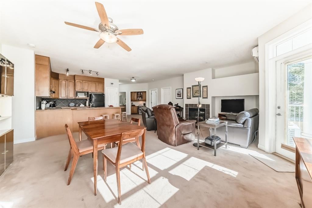 261-3000 Marda Link Sw, Calgary, AB - Indoor