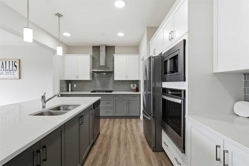 15 Lawrence Green Se, Airdrie, AB